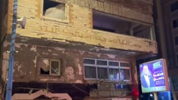 السقف وقع عليهم..إصابة 3 أشخاص في انهيار عقار كورنيش الاسكندرية