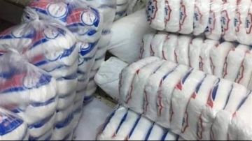 بحد أقصى 6 كيلو.. صرف السكر المدعم بـ12.60 جنيه على بطاقات التموين بحد أقصى 6 كيلو.. صرف السكر المدعم بـ12.60 جنيه على بطاقات التموين