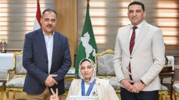 بعد حصولها على ذهبية العالم.. محافظ الشرقية يكرم بطلة رفع الأثقال ريحاب رضوان بعد حصولها على ذهبية العالم.. محافظ الشرقية يكرم بطلة رفع الأثقال ريحاب رضوان