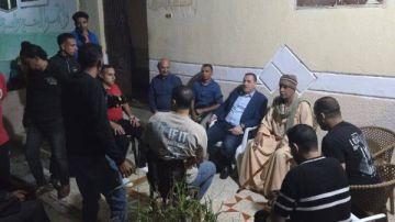 بعد ظلام لأيام.. محافظ الإسكندرية يوجه بحل أزمة الكهرباء بعزبة البحر