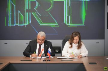 قناة RT Arabic توقع مذكرة تفاهم مع المتحدة الاخبارية المصرية قناة RT Arabic توقع مذكرة تفاهم مع المتحدة الاخبارية المصرية