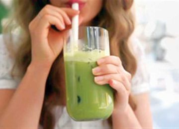 هل تسبب الماتشا الإسهال؟ تعرف على فوائد وعوامل الخطر