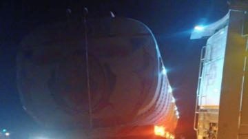 مصرع شخص في انقلاب سيارة نقل محملة سولار بطريق أسيوط - سوهاج الغربي