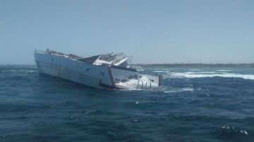 مصرع شخص وفقدان 20 مهاجرا إثر غرق قارب قبالة السواحل الإيطالية مصرع شخص وفقدان 20 مهاجرا إثر غرق قارب قبالة السواحل الإيطالية