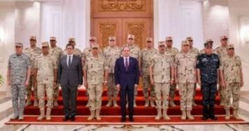 الرئيس السيسى: القوات المسلحة قامت بدور كبير جدا وساهمت بشكل ضخم فى تنمية الدولة المصرية