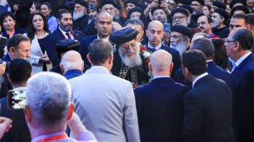 رئيس الأساقفة يشارك في احتفال المئوية لكنيسة السيدة العذراء مريم بالزيتون صور رئيس الأساقفة يشارك في احتفال المئوية لكنيسة السيدة العذراء مريم بالزيتون صور