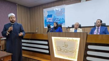 سكك حديد مصر تنظم ندوة توعوية بجامعة الأزهر بالتعاون مع مجمع إعلام القاهرة سكك حديد مصر تنظم ندوة توعوية بجامعة الأزهر بالتعاون مع مجمع إعلام القاهرة