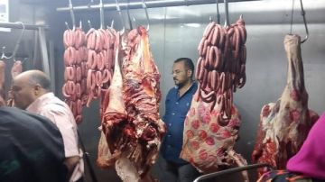 ضبط 257 مخالفة.. محافظ المنيا يشدد على استمرار حملات ضبط الأسواق والمخابز