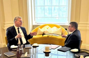 وزير البترول يبحث مع بيكر هيوز العالمية تعزيز التعاون التكنولوجي لزيادة الإنتاج وخفض الانبعاثات