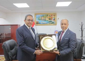 افتتاح مبنى مديرية التموين في قنا بعد تطويره افتتاح مبنى مديرية التموين في قنا بعد تطويره