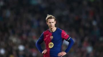 دي يونج يثير قلق برشلونة قبل كلاسيكو الأرض