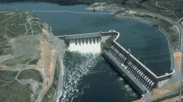 عباس شراقي: السودان تحت رحمة إثيوبيا وتستطيع إغراقها في يوم