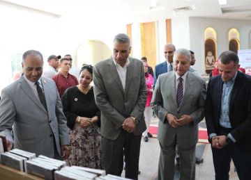 افتتاح منفذ لبيع إصدارات الهيئة العامة للكتاب بأسعار مخفضة في أسوان
