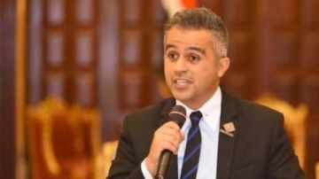 ممثلا عن الجبهة الوطنية.. أحمد فتحي يتقدم رسميا بأوراق الترشح لانتخابات النواب