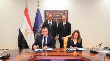 وزير التعليم: لا يمكن فهم لغة الذكاء الاصطناعى دون إتقان قواعد البرمجة وزير التعليم: لا يمكن فهم لغة الذكاء الاصطناعى دون إتقان قواعد البرمجة