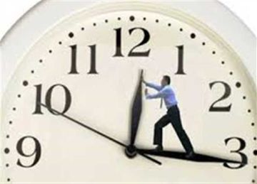 أخر ساعتك الآن 60 دقيقة.. رسميا بدء العمل بالتوقيت الشتوي في مصر 2025 أخر ساعتك الآن 60 دقيقة.. رسميا بدء العمل بالتوقيت الشتوي في مصر 2025