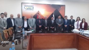 استجابة لدعوة فاروق.. وفد ميانماري يزور مركز البحوث الزراعية ويطلع على جهود معهد القطن