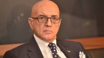 الكاتب محمد سلماوي يتعرض لوعكة صحية ويغيب عن حفل توزيع جوائز مسابقة أفضل مقال للأفلام القصيرة الكاتب محمد سلماوي يتعرض لوعكة صحية ويغيب عن حفل توزيع جوائز مسابقة أفضل مقال للأفلام القصيرة