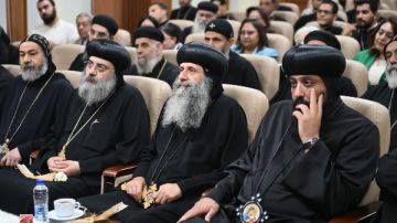 بحضور لفيف من الأساقفة.. مناقشة رسالة ماچستير بإكليريكية الأنبا رويس بحضور لفيف من الأساقفة.. مناقشة رسالة ماچستير بإكليريكية الأنبا رويس