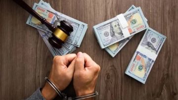 تاجر عملة غسل 20 مليون جنيه يواجه هذه العقوبات تاجر عملة غسل 20 مليون جنيه يواجه هذه العقوبات