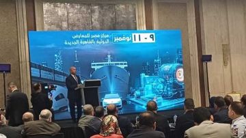 الرئيس سيتفقده .. عرض قطار الفيلارو فائق السرعة بمعرض النقل لأول مرة