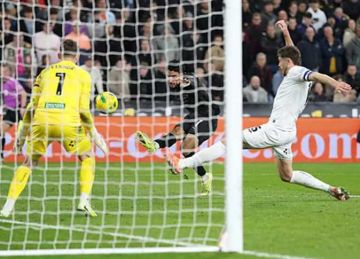 تسديدة صاروخية.. عمر مرموش يسجل أول أهدافه مع مانشستر سيتي هذا الموسم (فيديو)