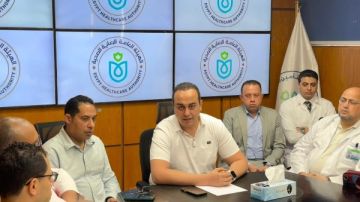 رئيس هيئة الرعاية الصحية يتابع استعدادات التأمين الطبي لقمة شرم الشيخ