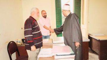 سرعة إنجاز المعاملات.. وكيل أوقاف الإسكندرية يجري جولة لمتابعة سير العمل سرعة إنجاز المعاملات.. وكيل أوقاف الإسكندرية يجري جولة لمتابعة سير العمل