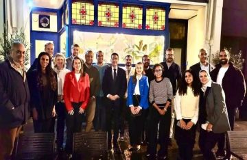 سفير مصر في لاهاي يلتقي مجموعة من ممثلي الشركات المصرية الرائدة في مجالي الزراعة والأمن الغذائي