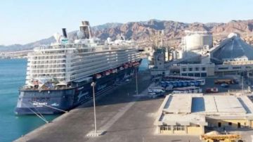 ميناء نويبع البحري يشهد تداول 3700 طن بضائع و292 شاحنة ميناء نويبع البحري يشهد تداول 3700 طن بضائع و292 شاحنة