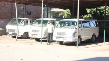 إهمال وعدم رقابة.. إنهاء تكليف مدير الإدارة الفرعية لمواقف منيا القمح