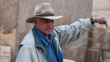 زاهي حواس يدعو إلى إدخال مادة جديدة في التعليم باسم التربية السياحية زاهي حواس يدعو إلى إدخال مادة جديدة في التعليم باسم التربية السياحية