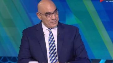 هشام نصر يقترب من رئاسة بعثة الزمالك في بطولة السوبر بالإمارات هشام نصر يقترب من رئاسة بعثة الزمالك في بطولة السوبر بالإمارات
