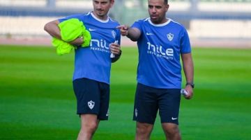 استقالة حازم إمام من الجهاز الفني للزمالك وفيريرا يوافق على الرحيل استقالة حازم إمام من الجهاز الفني للزمالك وفيريرا يوافق على الرحيل