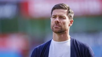 ريال مدريد يجدد دعمه لتشابي ألونسو بعد تصرف فينيسيوس جونيور في الكلاسيكو ريال مدريد يجدد دعمه لتشابي ألونسو بعد تصرف فينيسيوس جونيور في الكلاسيكو