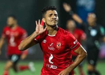  شريف مجبش ربع مستواه .. ضياء السيد يحدد أفضل مهاجم في مصر