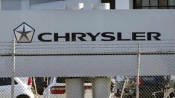 كرايسلر الأمريكية تستدعي 291 ألف سيارة.. لهذا السبب