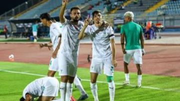 المصري يتصدر الدوري مؤقتا بالفوز على البنك الأهلي المصري يتصدر الدوري مؤقتا بالفوز على البنك الأهلي