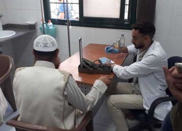 صحة مطروح : 500 منتفع استفادوا من الخدمات المجانية في القافلة الطبية بـ رأس الحكمة والنجيلة  صحة مطروح : 500 منتفع استفادوا من الخدمات المجانية في القافلة الطبية بـ رأس الحكمة والنجيلة