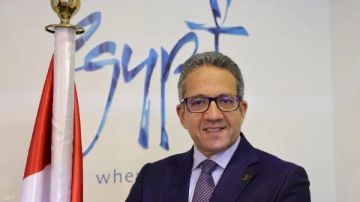 عاجل الخارجية: مصر تحقق أكبر فوز بتاريخ اليونسكو بانتخاب خالد العناني مديرا عاما عاجل الخارجية: مصر تحقق أكبر فوز بتاريخ اليونسكو بانتخاب خالد العناني مديرا عاما