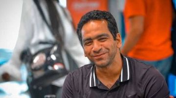 عادل مصطفى يتولى المسئولية الفنية الأكبر لـ الأهلي أمام إيجل نوار