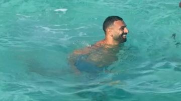 كواليس أول يوم إجازة لمحمد صلاح في الجونة.. رحلة هادئة إلى شعاب بيوض المفضلة