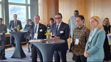 وزير الصحة يبحث مع نظيرته الألمانية تعزيز التعاون المشترك وزير الصحة يبحث مع نظيرته الألمانية تعزيز التعاون المشترك