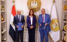 وزيرة التنمية المحلية تشهد توقيع عقد تقديم خدمات الجمع ونظافة الشوارع بأحياء محافظة بورسعيد