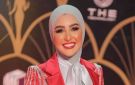 هلا رشدي: بابا قالي معنديش بنات تلبس الحجاب وتقلعه - eg
