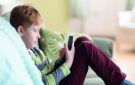 سلبيات تعرض الأطفال لمحتوى السوشيال ميديا لفترات طويلة - eg