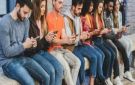 تأثير السوشيال ميديا على حياتنا النفسية والاجتماعية - eg