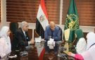 محافظ القليوبية يكرم بسملة وتغريد بعد فوزهما في تحدي القراءة العربي