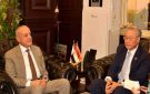 محافظ الأقصر يستقبل سفير كوريا الجنوبية لبحث تعزيز التعاون المشترك وزيادة أعداد السياح الكوريين - eg