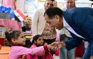 رئيس الوزراء يغير مسار جولته لتفقد مدرسة محمد حافظ الابتدائية بالسويس (صور) - eg